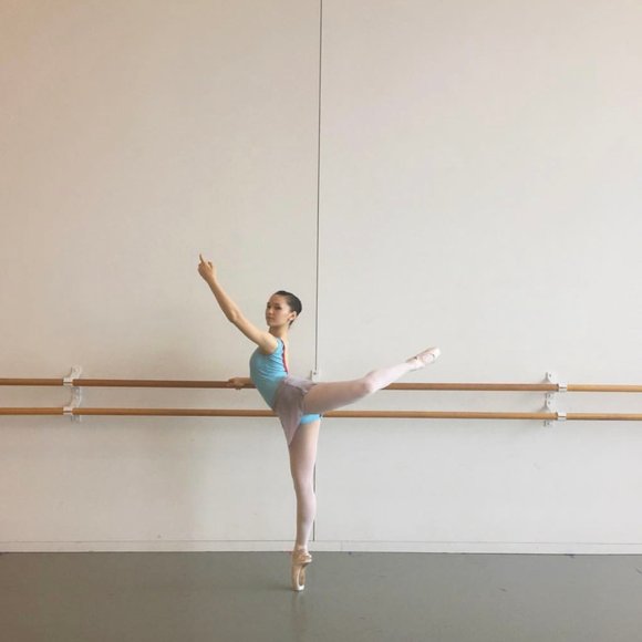 Hi, welcome to my closet!! - Picture 2 of 3